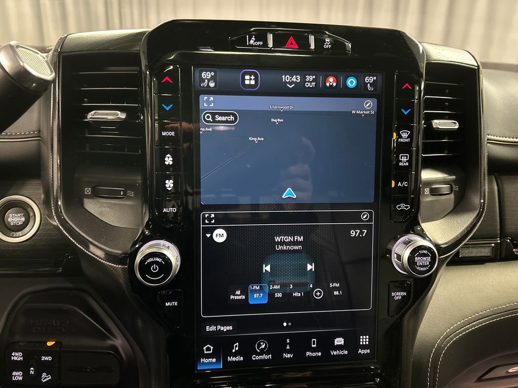 Used 2024 RAM 2500 Limited image 17