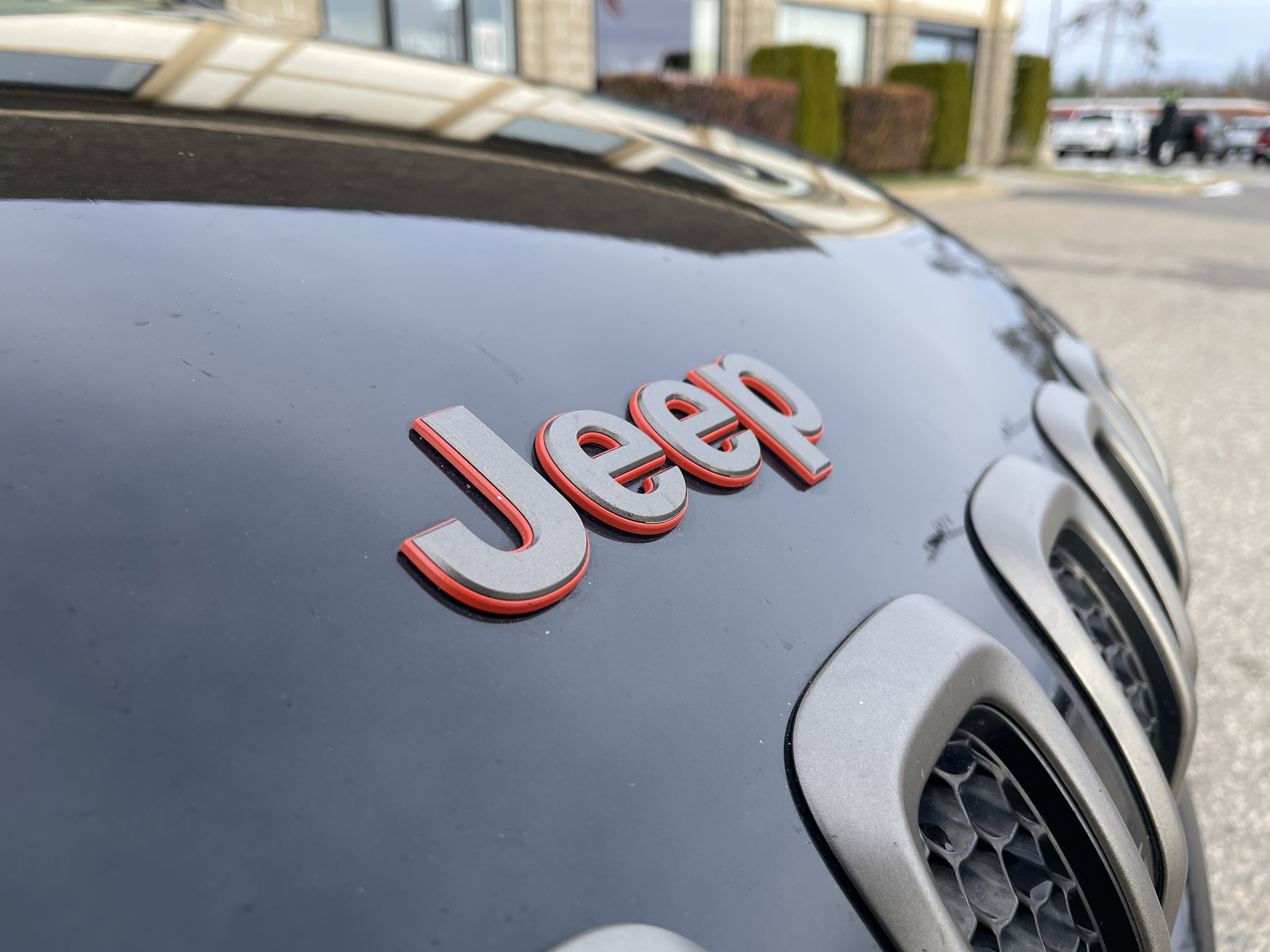 Used 2016 Jeep Cherokee 75th Anniversary image 24