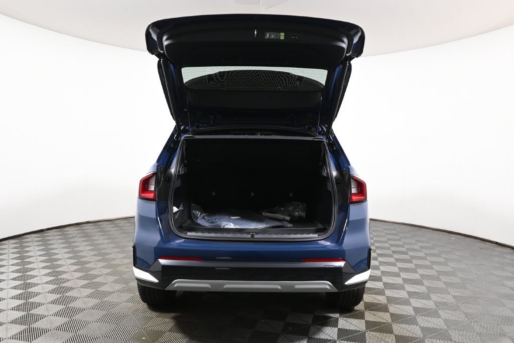 New 2027 BMW X1 xDrive28i AWD/4WD image 32