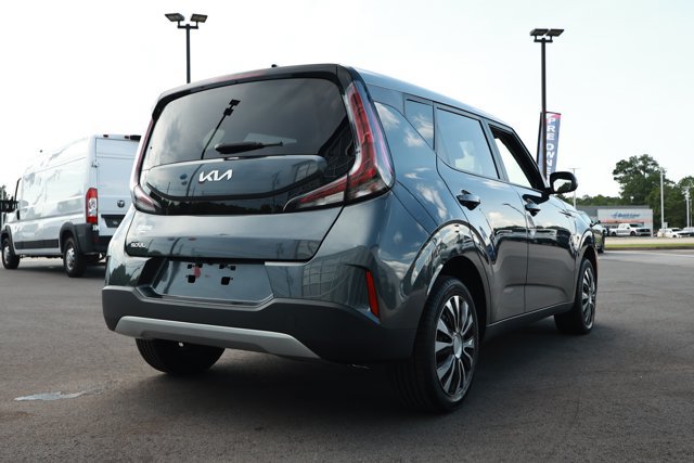 Used 2023 Kia Soul LX FWD image 6