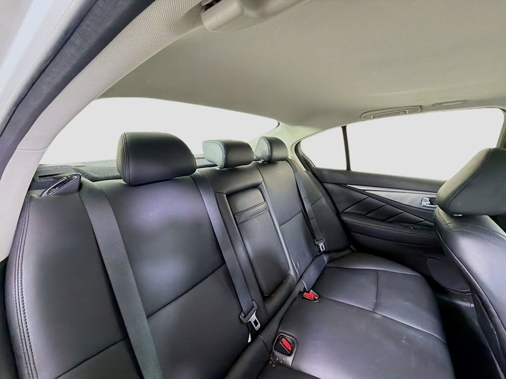 Used 2015 INFINITI Q50 Premium w/ Cargo Package image 28