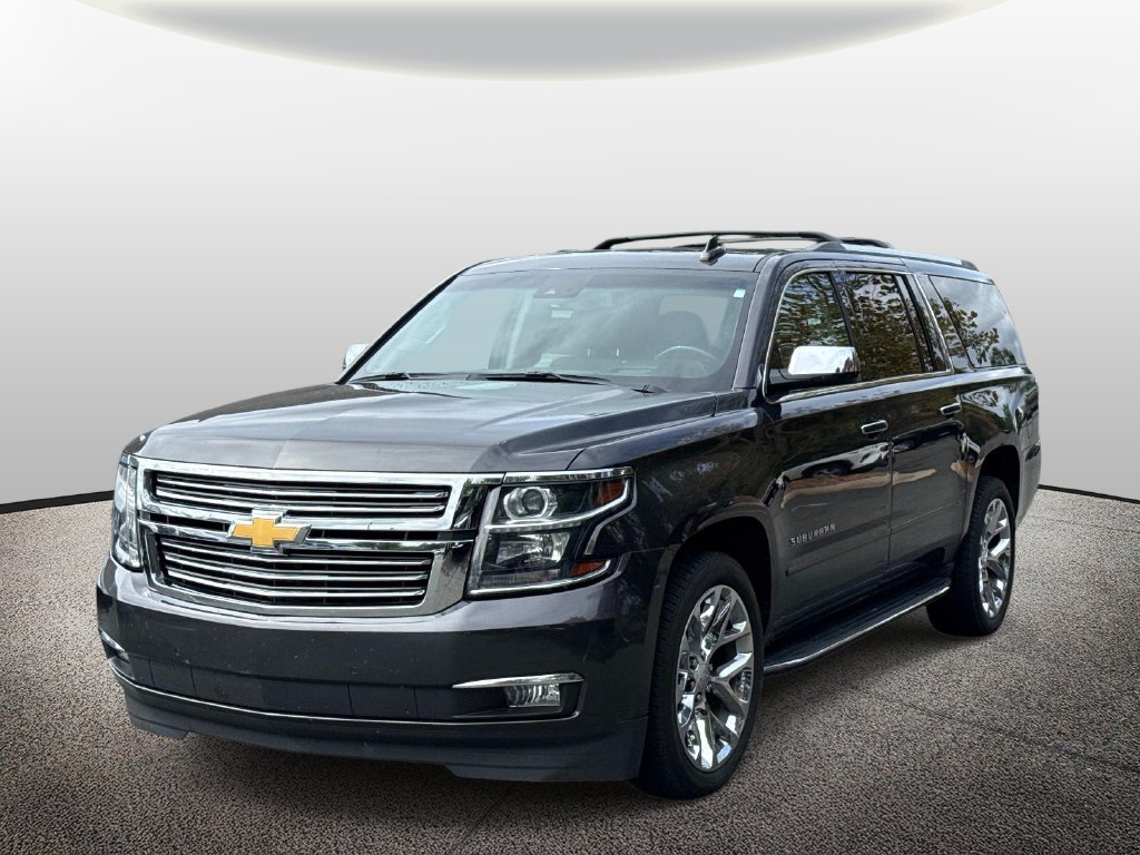 Used 2017 Chevrolet Suburban Premier AWD/4WD image 4