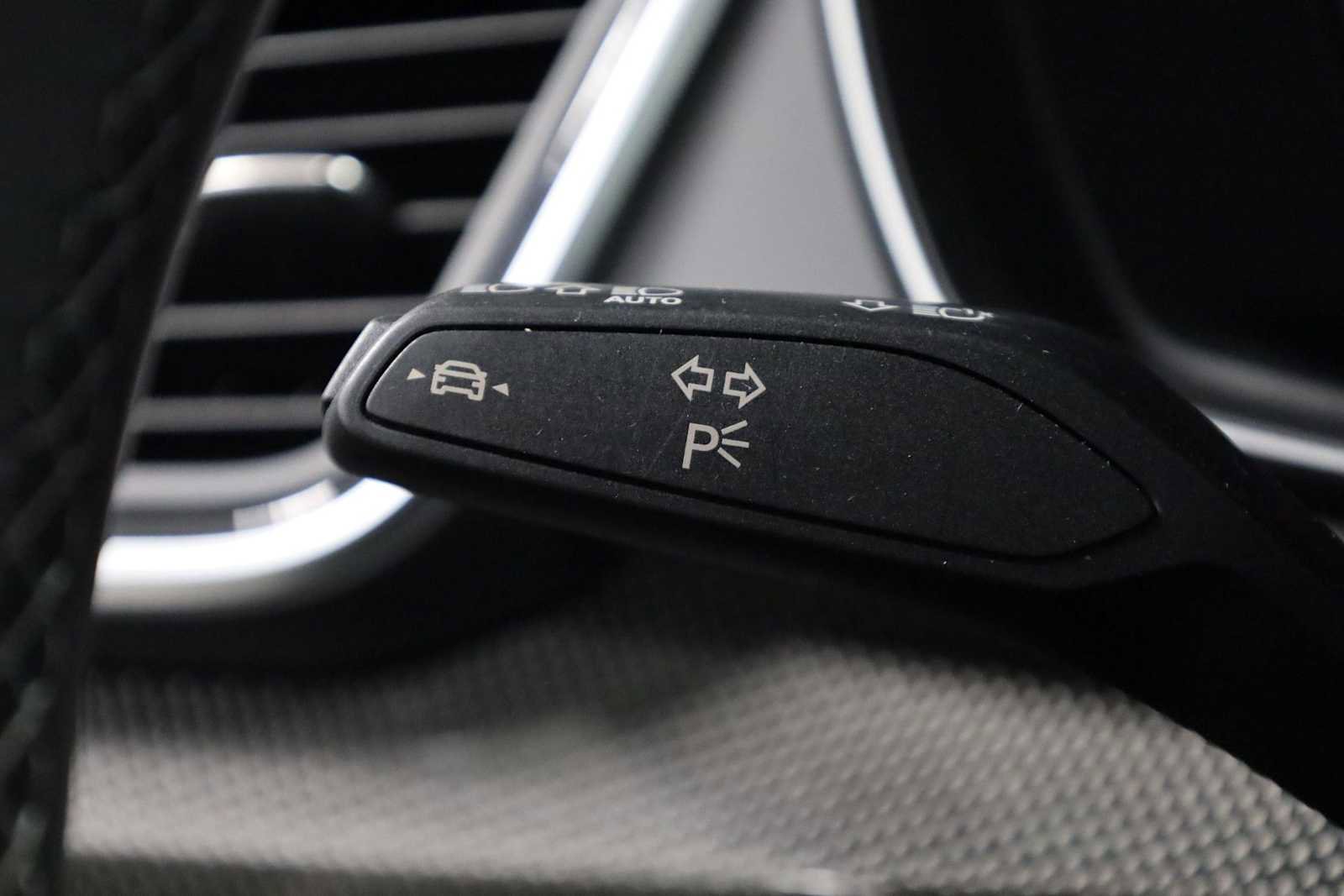 Used 2023 Audi SQ5 Premium Plus w/ Premium Plus Package image 29