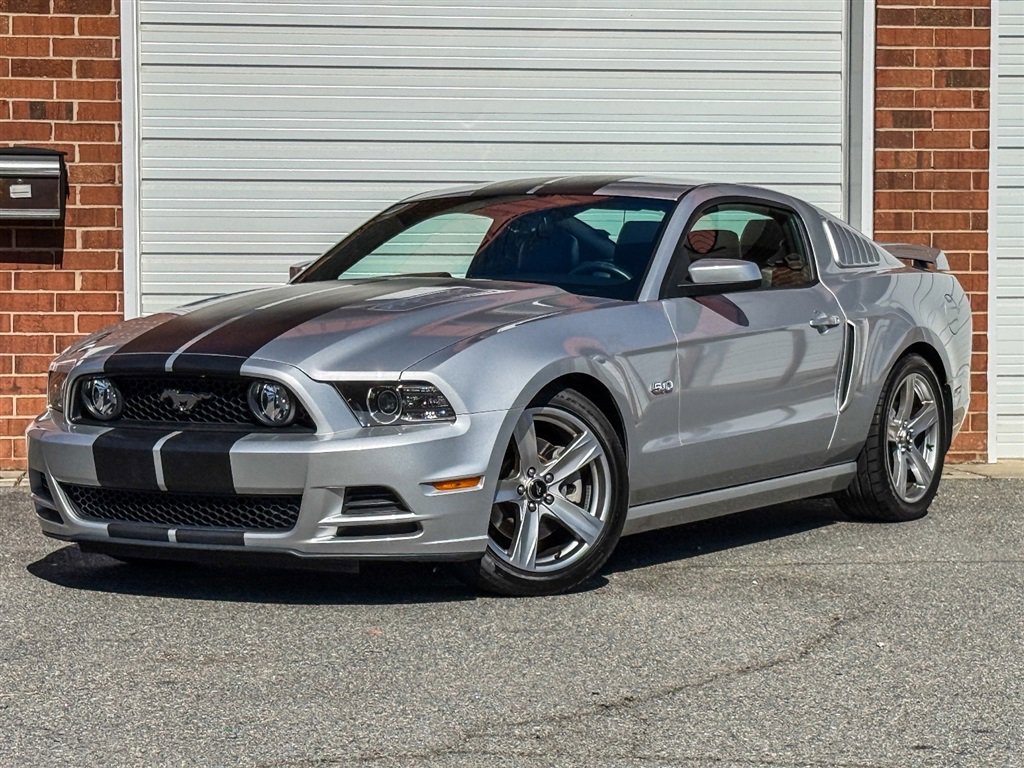 Used 2013 Ford Mustang GT Premium w/ GT Coupe Accessory Pkg 5 image 7