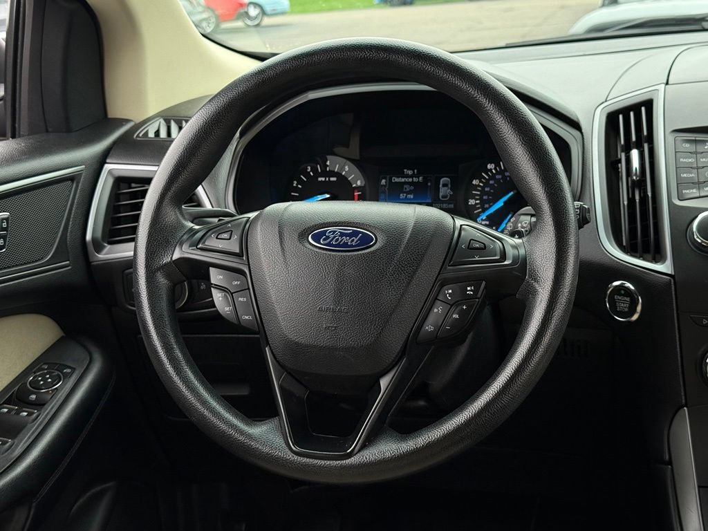 Used 2016 Ford Edge SE AWD/4WD image 6