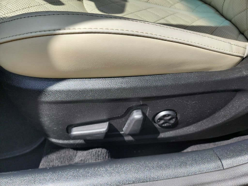 Used 2016 Kia Optima SX w/ Chrome Wheel Package FWD image 16