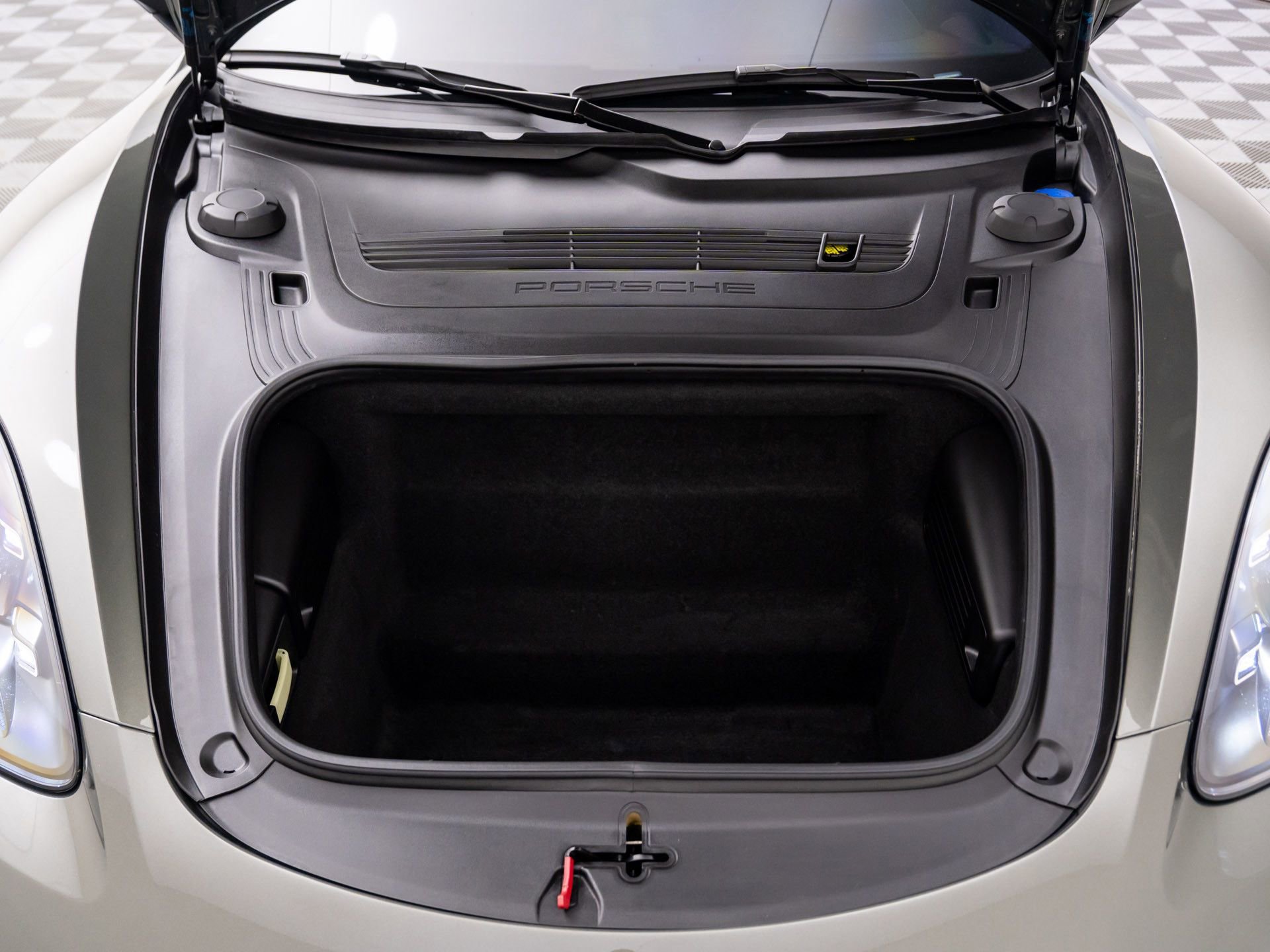 Certified 2024 Porsche 718 Cayman GTS image 31