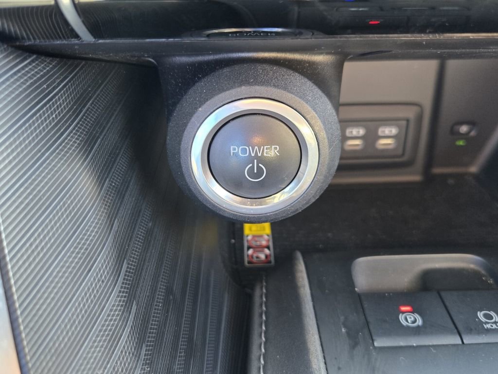 Used 2024 Toyota Venza Nightshade AWD/4WD image 20