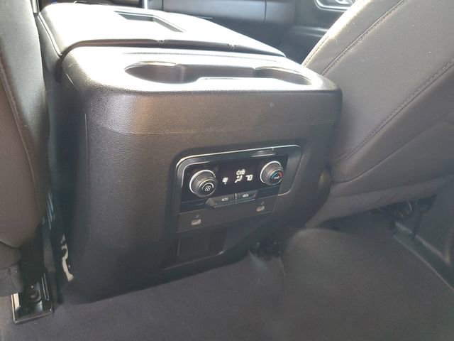 Used 2023 Chevrolet Suburban LS RWD image 14