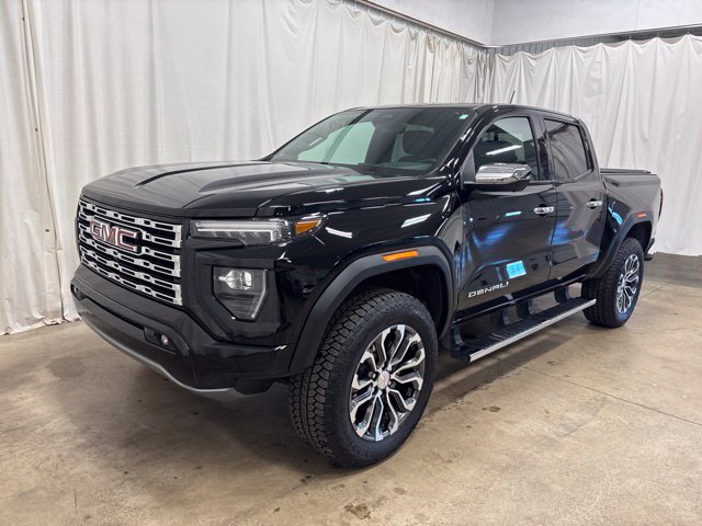Used 2026 GMC Canyon Denali AWD/4WD image 8