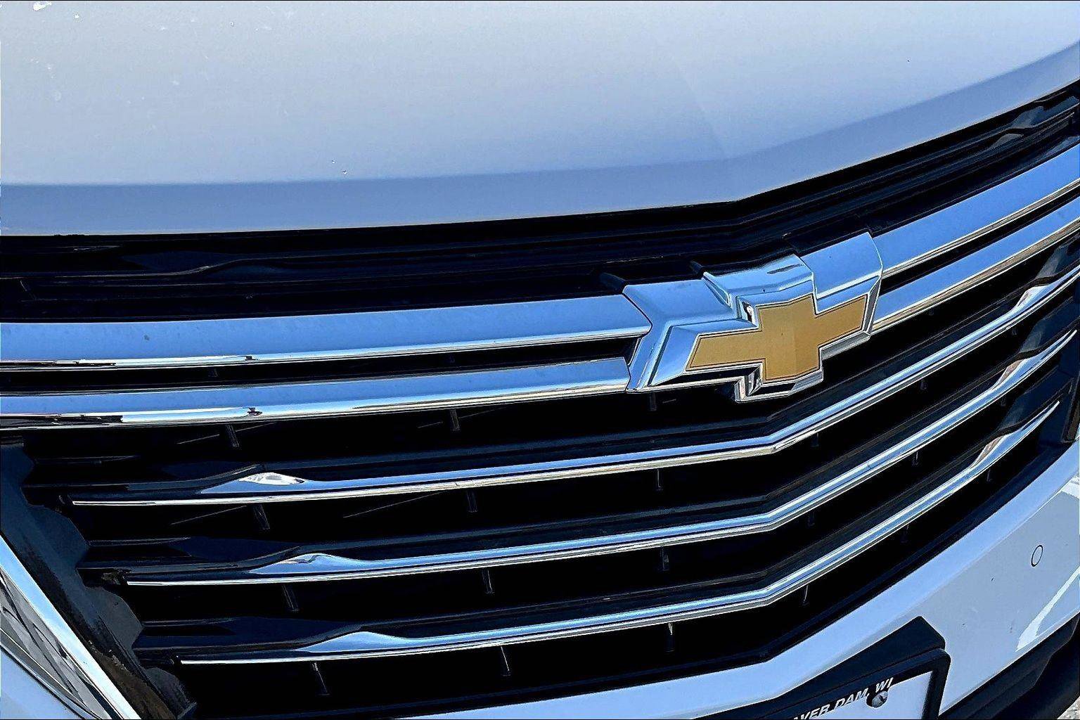 Used 2023 Chevrolet Equinox Premier image 29