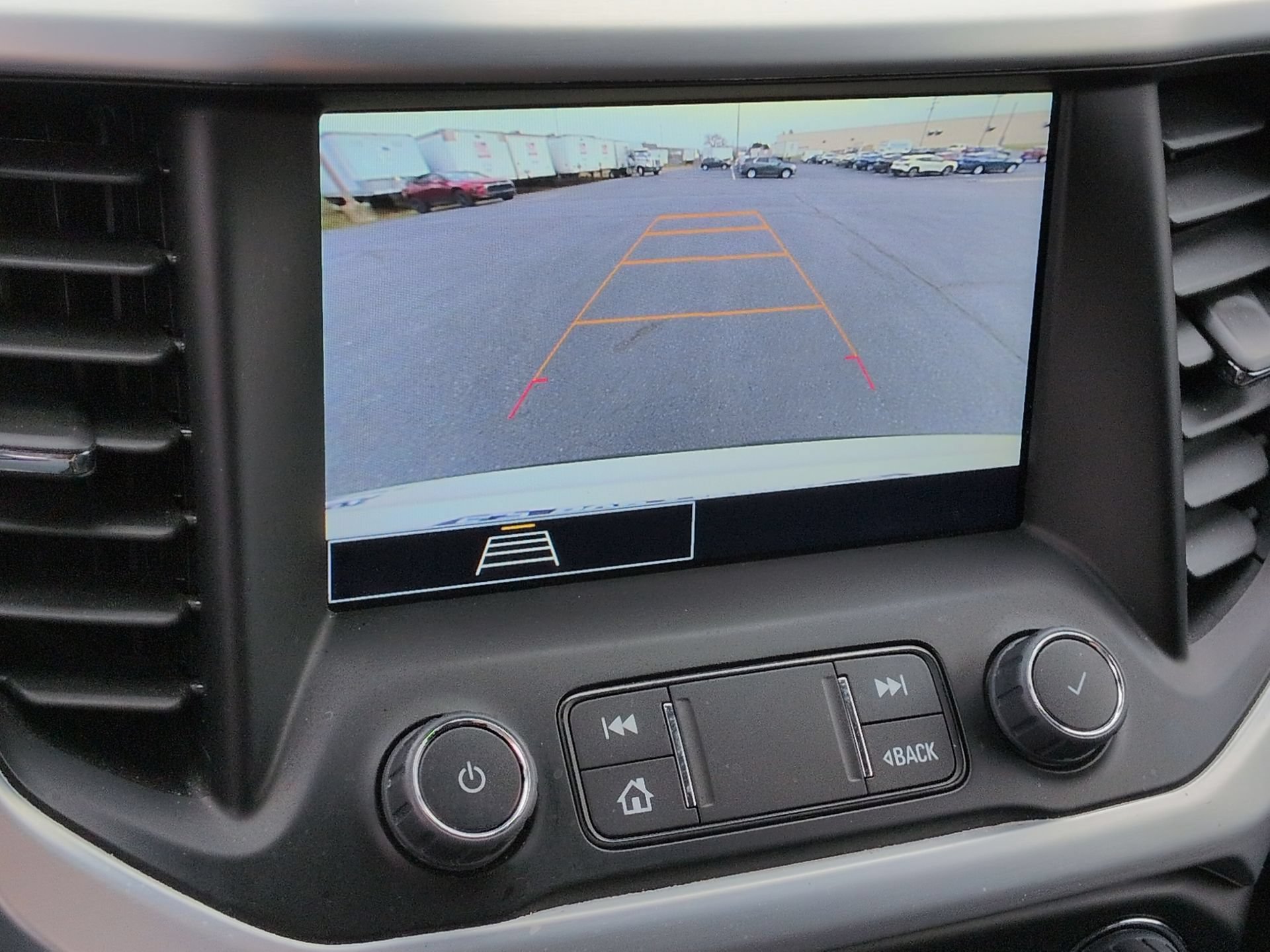 Certified 2023 GMC Acadia SLE w/ Driver Convenience Package AWD/4WD image 15