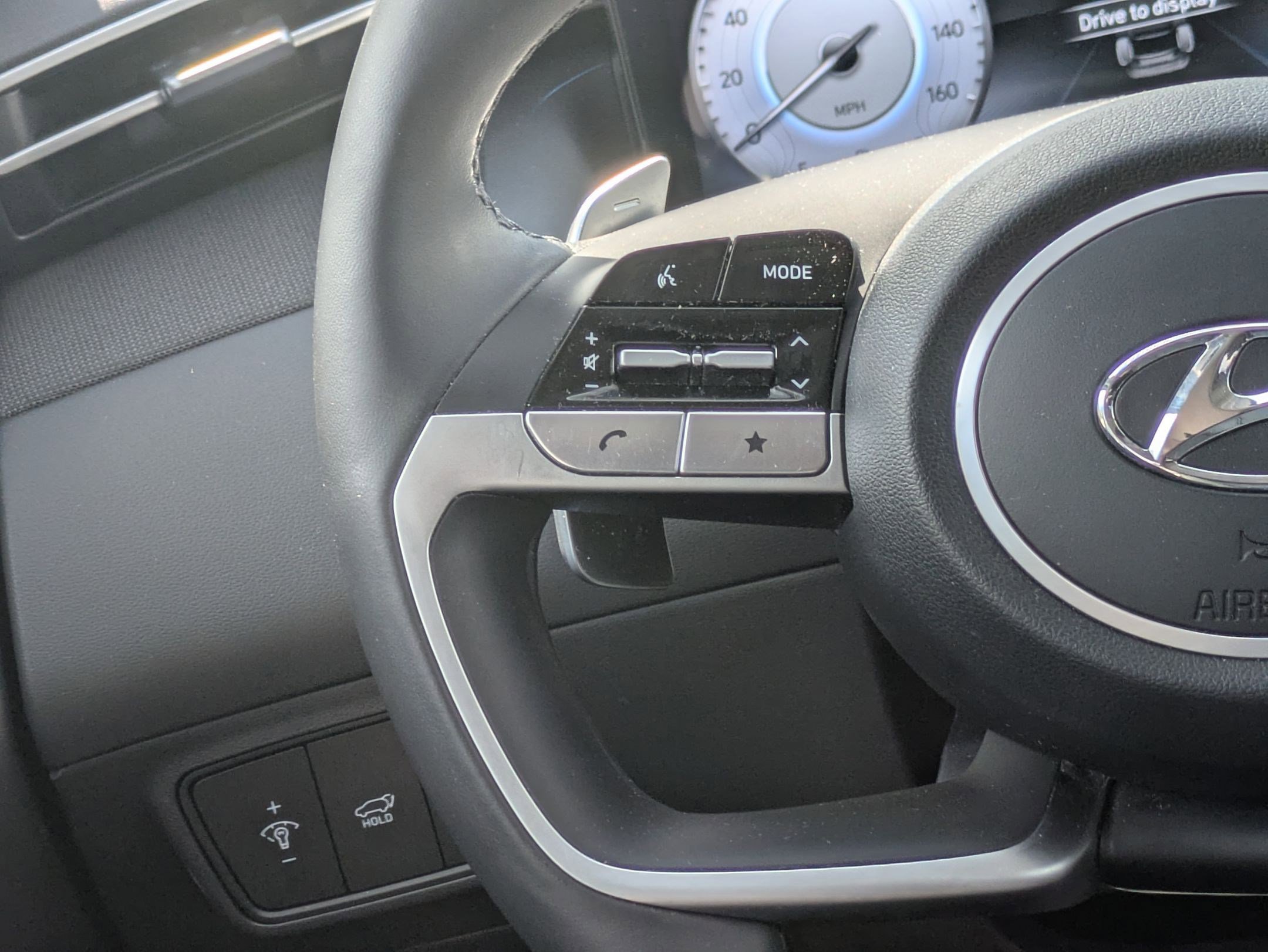 Certified 2023 Hyundai Tucson Limited AWD/4WD image 13