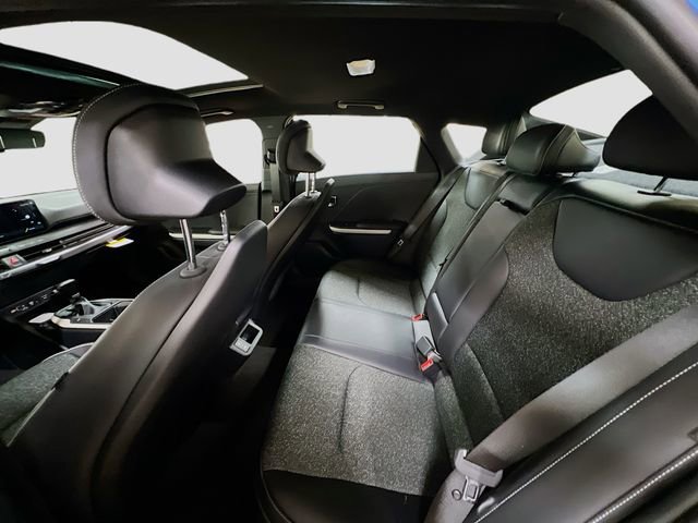 New 2025 Kia K4 GT-Line w/ GT-Line Sunroof Package image 25