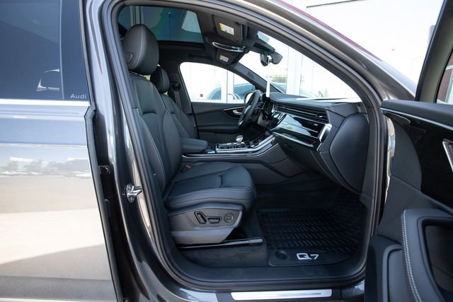 New 2025 Audi Q7 3.0T Premium Plus image 32