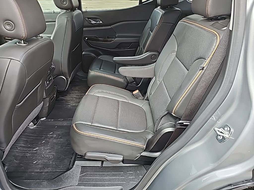 Used 2023 GMC Acadia AT4 w/ Technology Package image 17