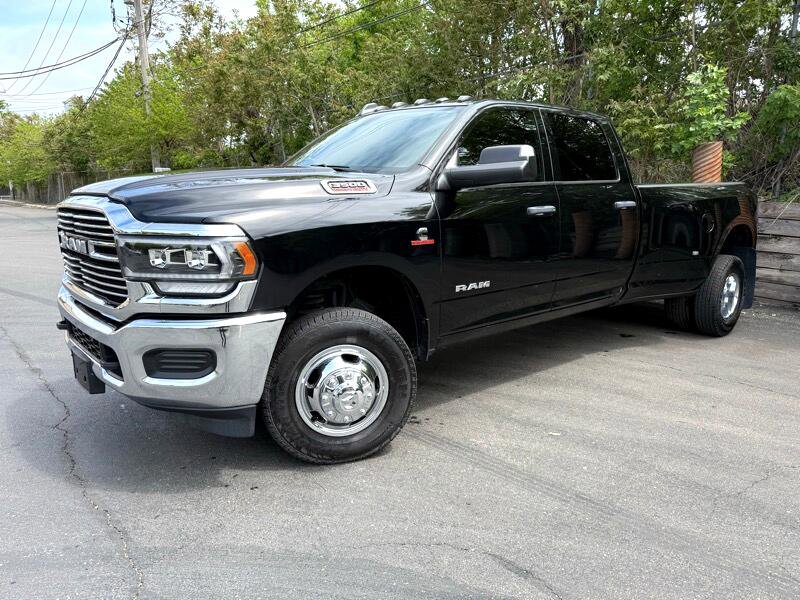 Used 2022 RAM 3500 Tradesman image 2