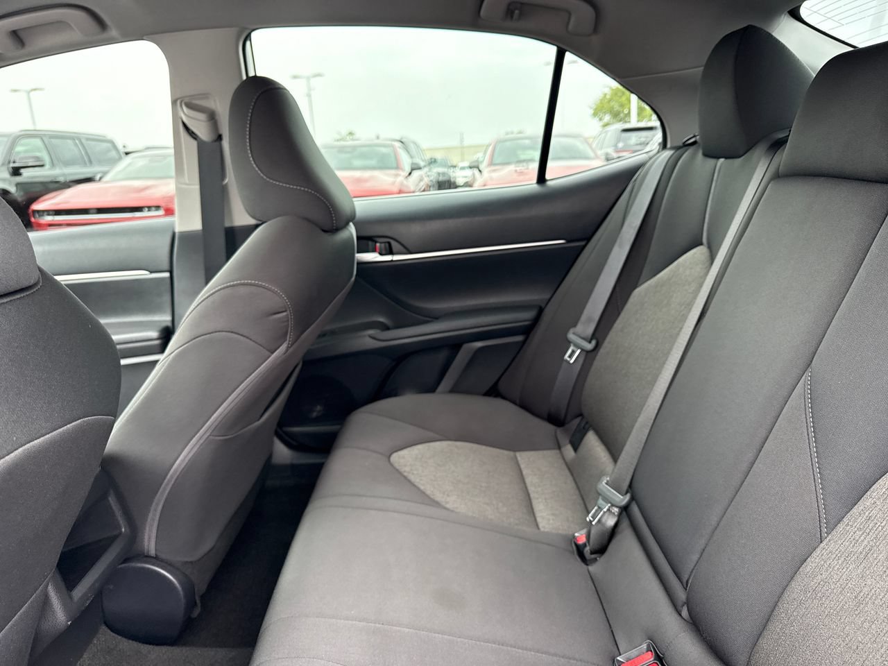 Used 2023 Toyota Camry LE FWD image 11