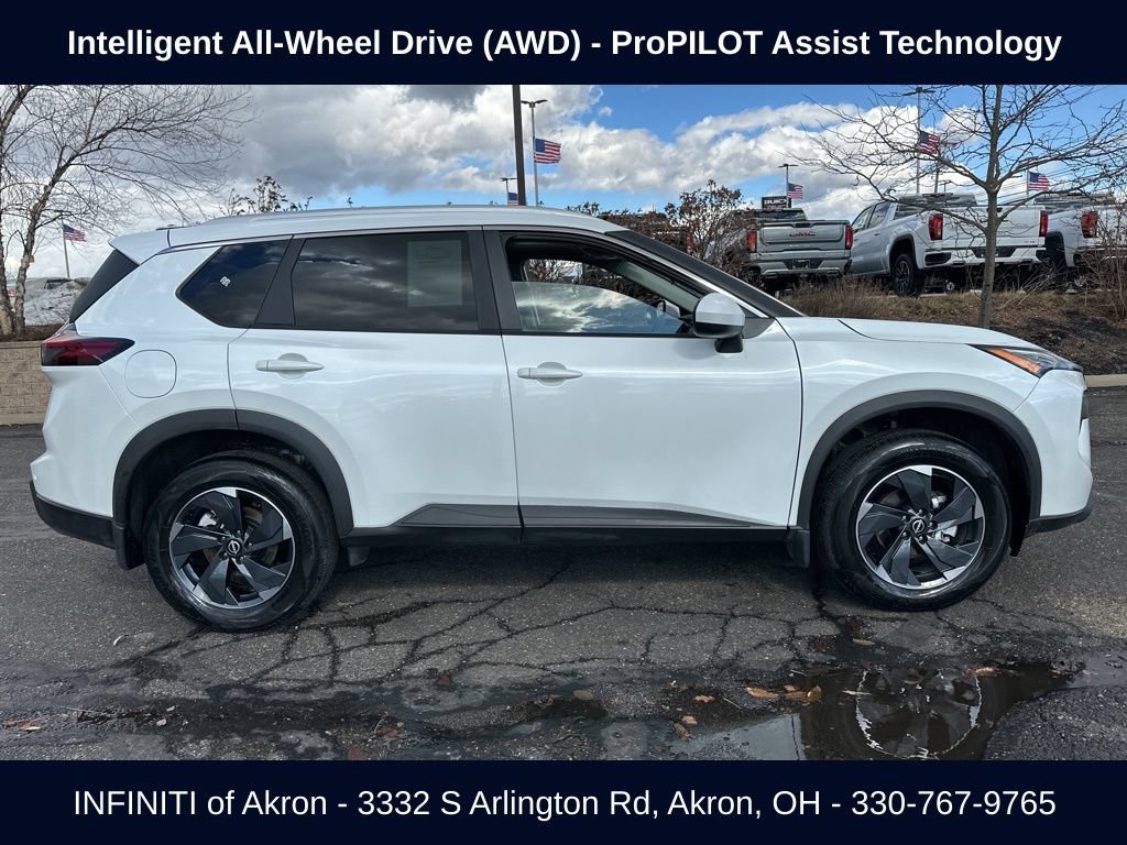 Used 2026 Nissan Rogue SV w/ SV Premium Package AWD/4WD image 14