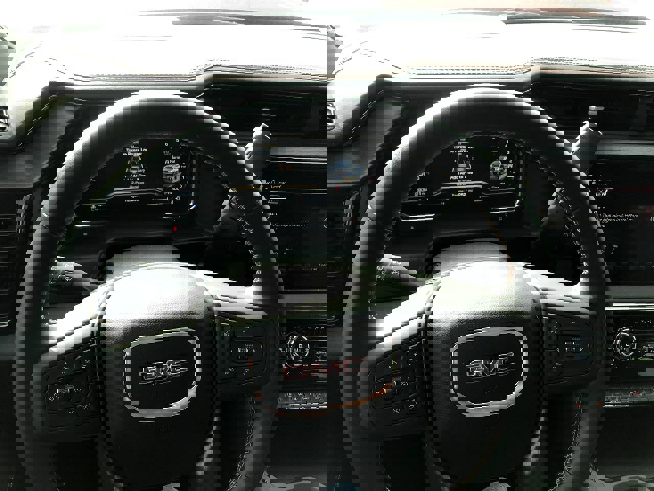 Used 2024 GMC Sierra 2500 AT4 w/ AT4 Preferred Package image 15