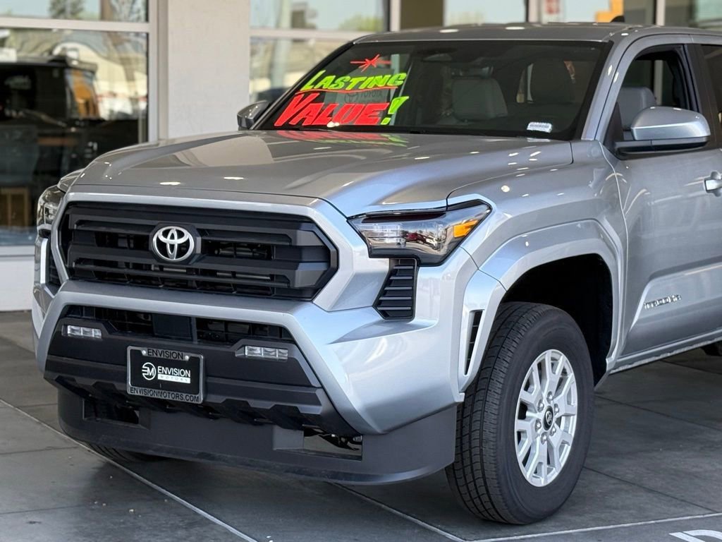 New 2025 Toyota Tacoma SR5 image 3