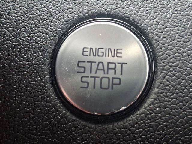 Used 2023 Kia Sorento SX image 22