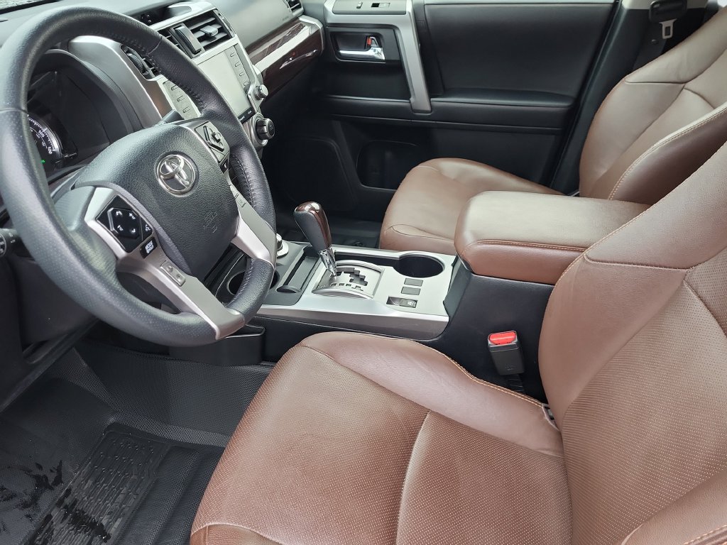 Used 2022 Toyota 4Runner Limited AWD/4WD image 15