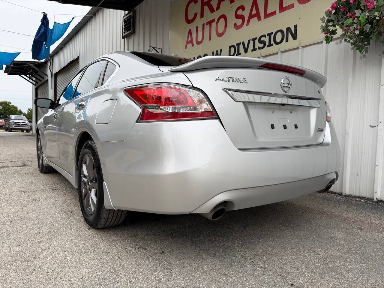 Used 2015 Nissan Altima 2.5 S w/ Special Edition Package FWD image 10