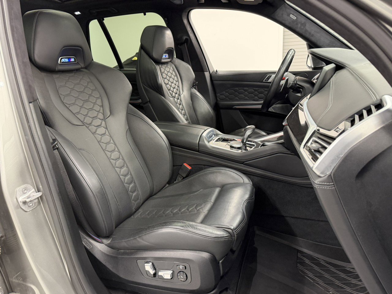 Used 2020 BMW X5 M Competition w/ Executive Package image 56