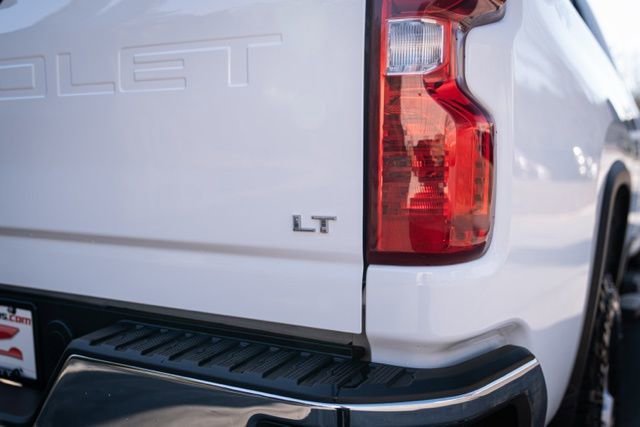 Used 2025 Chevrolet Silverado 2500 LT w/ Convenience Package image 16