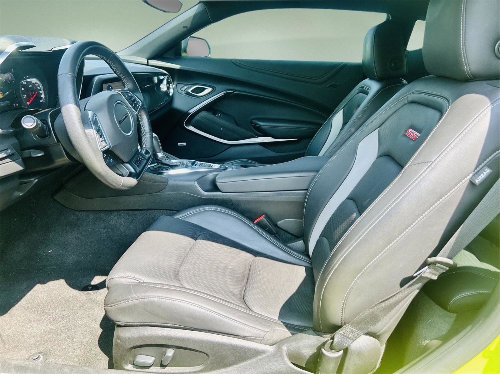 Used 2021 Chevrolet Camaro SS image 18