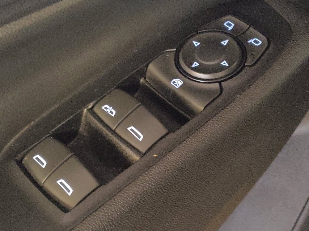 Used 2018 Chevrolet Equinox LT image 27