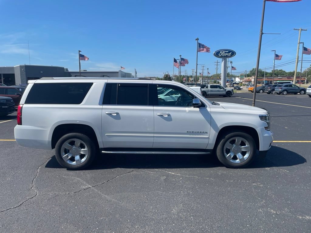 Used 2018 Chevrolet Suburban Premier AWD/4WD image 4