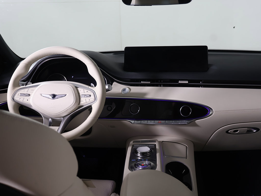 Used 2025 Genesis Electrified GV70 AWD/4WD image 34