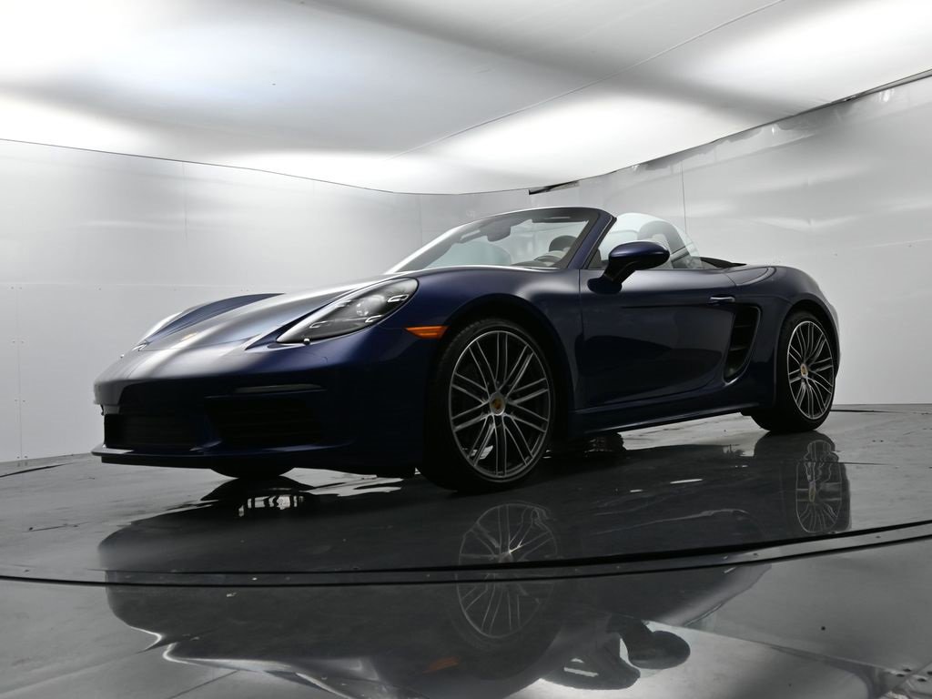 Used 2025 Porsche 718 Boxster image 43