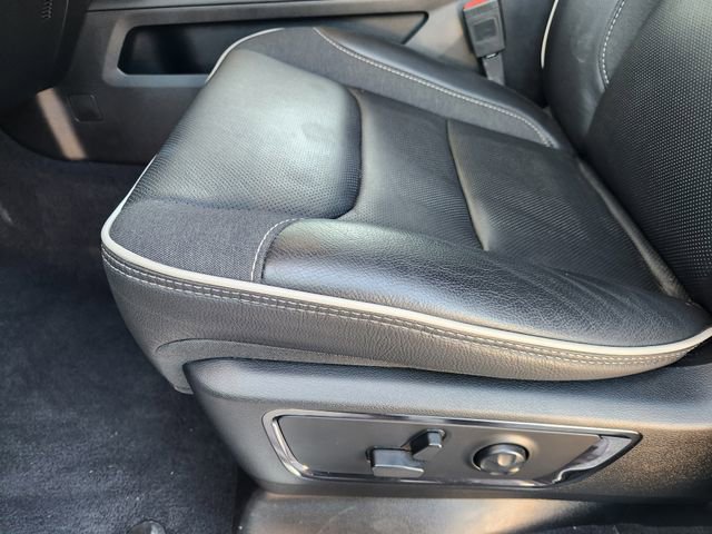 Used 2025 RAM 1500 Limited w/ Off Road Group image 21