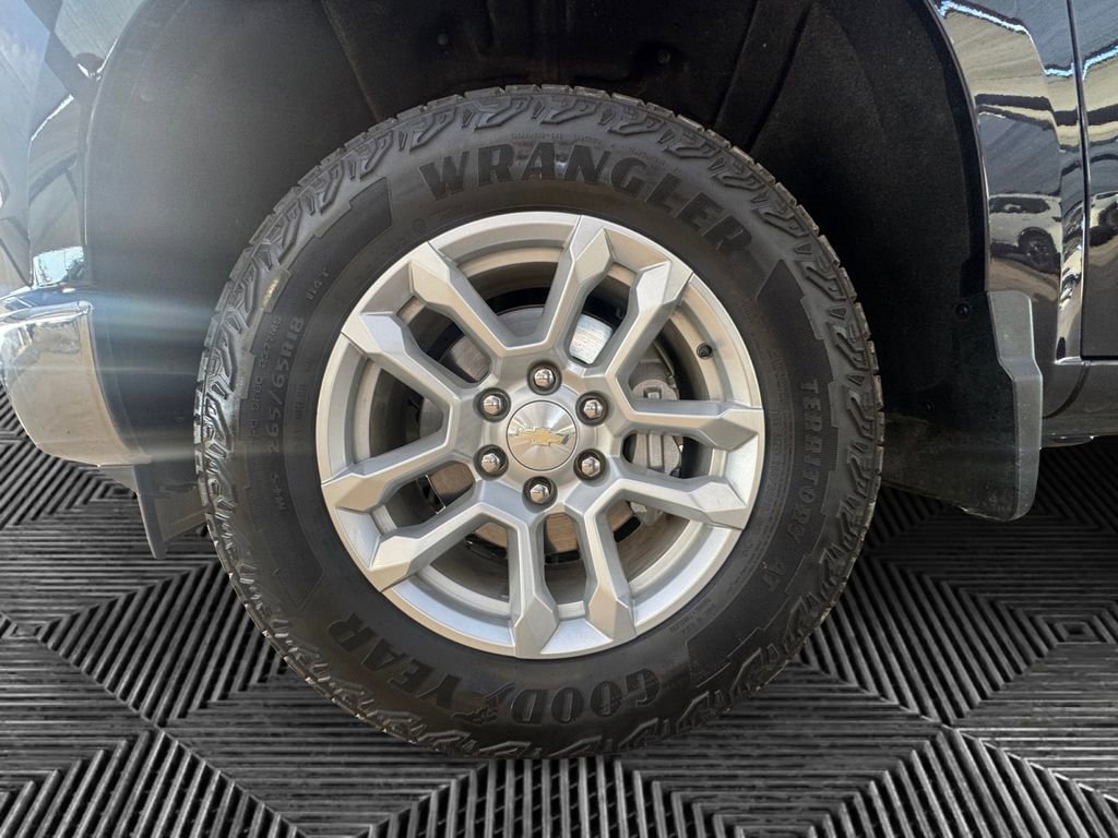 Used 2023 Chevrolet Silverado 1500 LT image 9