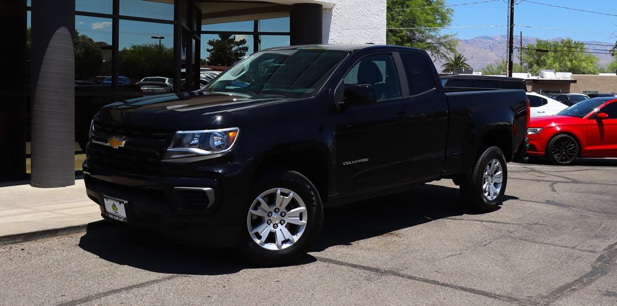 Used 2022 Chevrolet Colorado LT w/ Fleet Safety Package RWD image 2