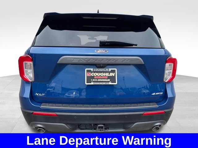 Used 2023 Ford Explorer XLT w/ Equipment Group 202A AWD/4WD image 4