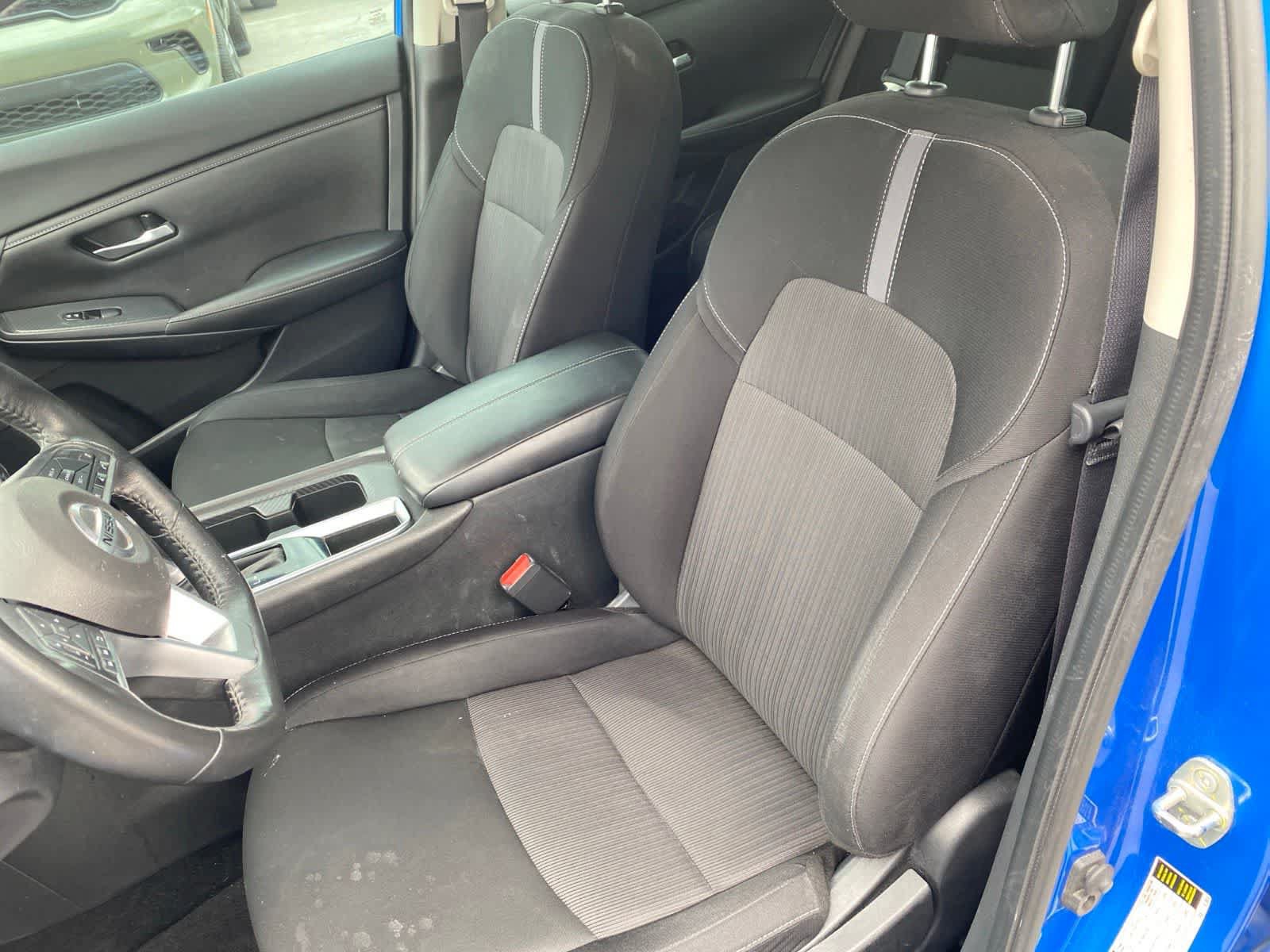 Used 2022 Nissan Sentra SV FWD image 12