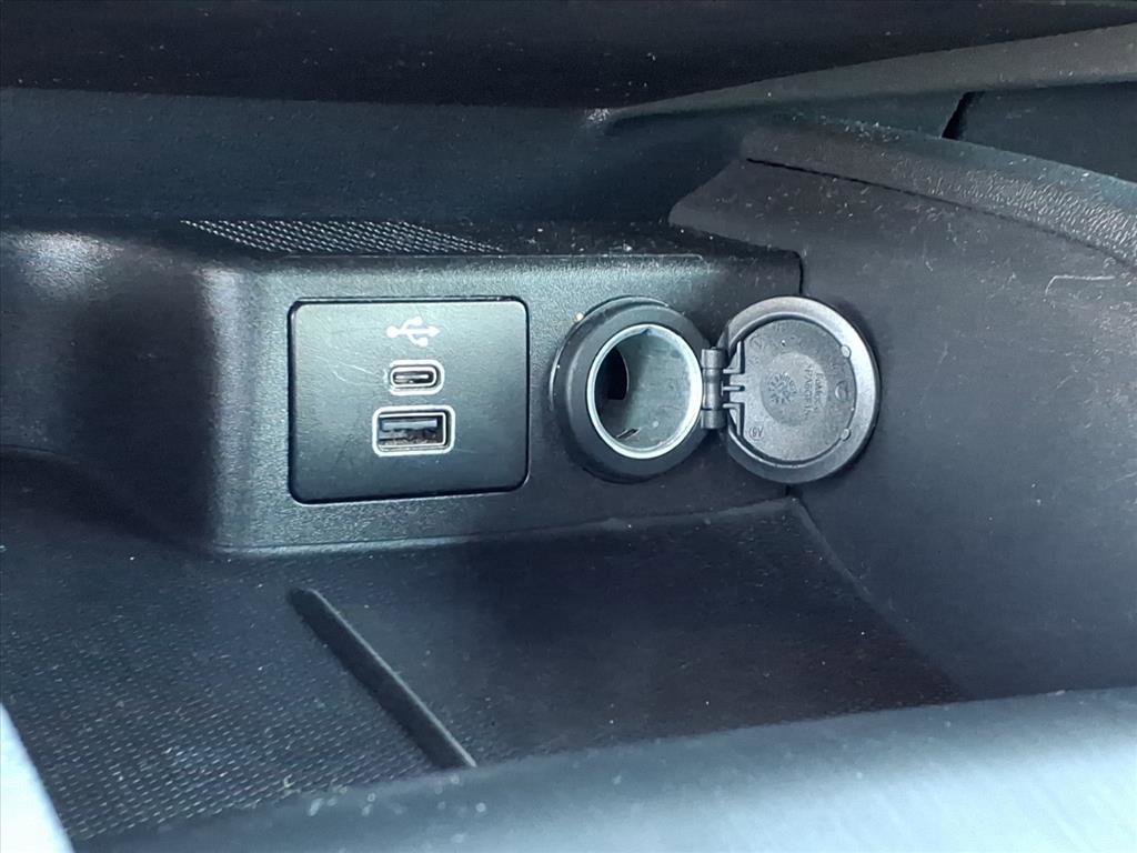 Used 2024 Ford Escape ST-Line FWD image 12