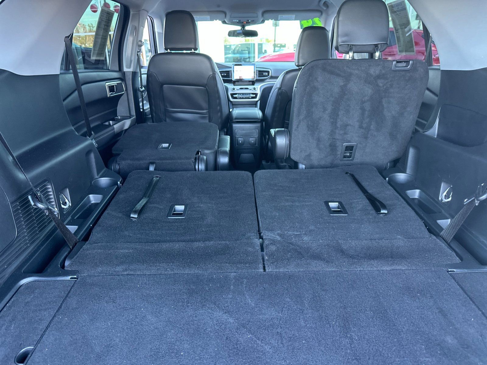 Used 2024 Ford Explorer XLT w/ Equipment Group 202A image 16