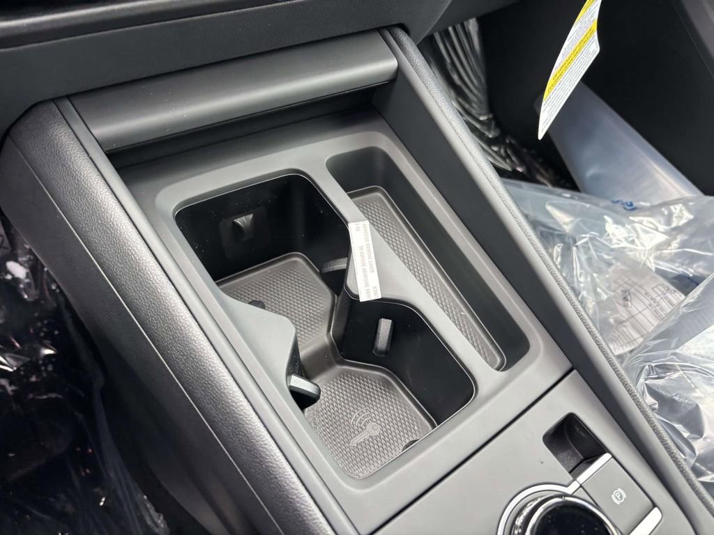 New 2026 Volkswagen Tiguan SE image 17