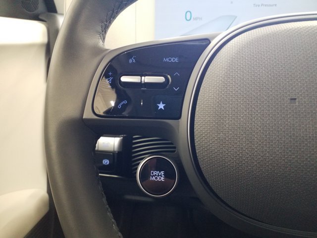 Certified 2024 Hyundai Ioniq 5 SEL RWD image 4