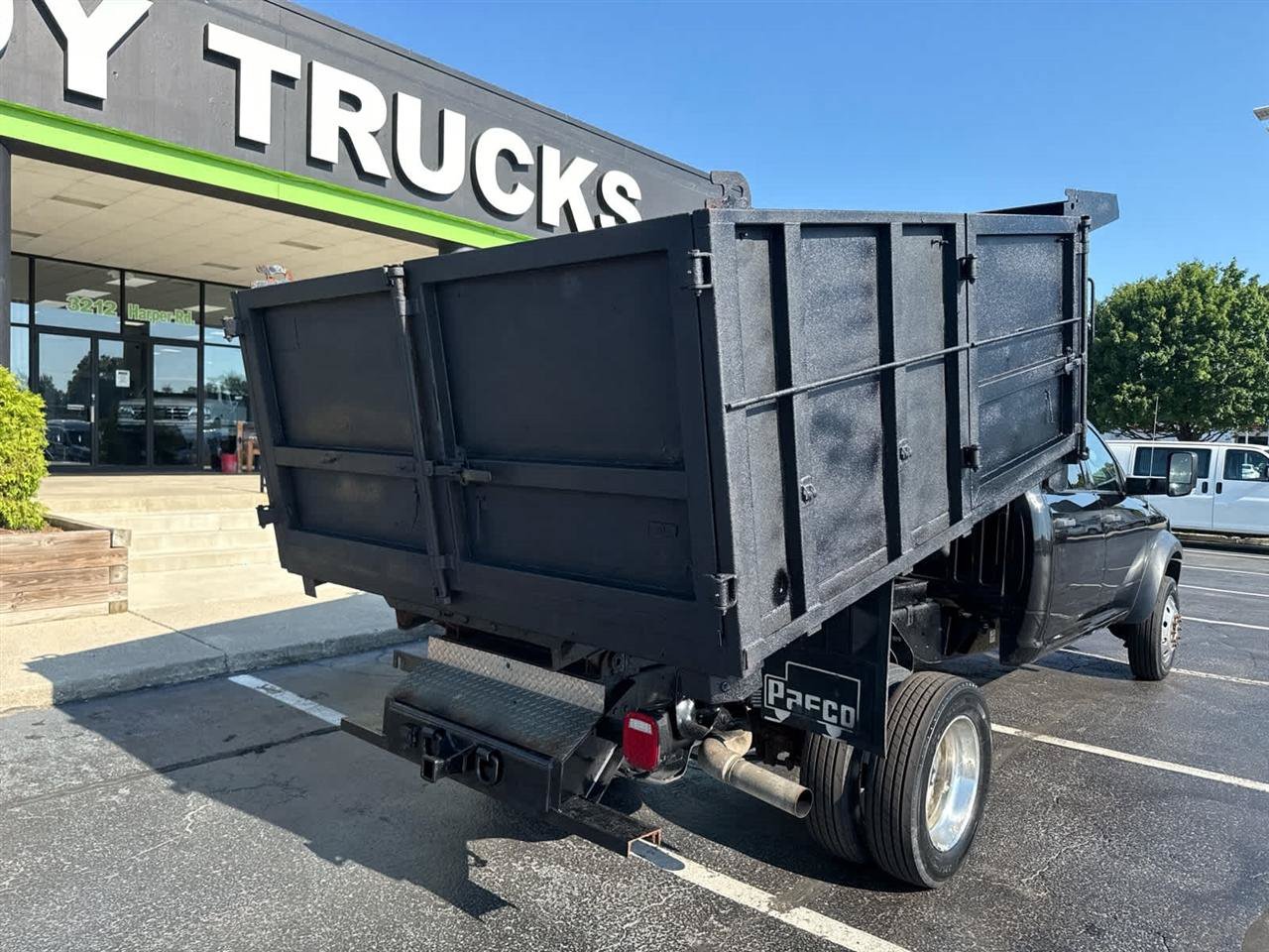 Used 2018 RAM 4500 Tradesman w/ Chrome Appearance Group AWD/4WD image 9