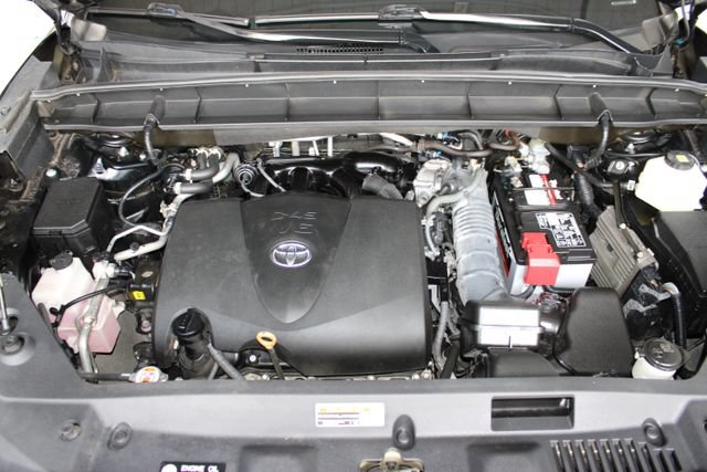 Used 2022 Toyota Highlander XSE AWD/4WD image 28