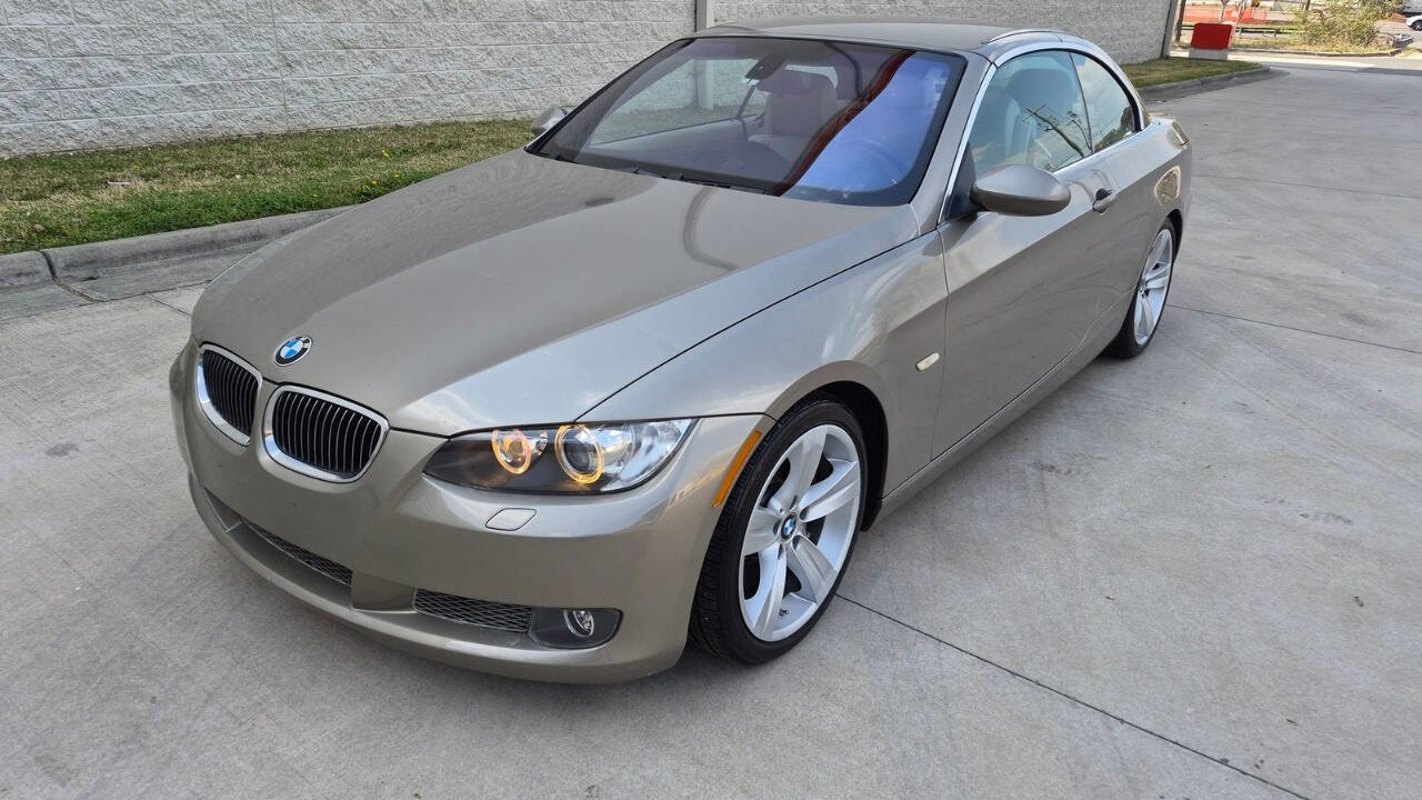 Used 2007 BMW 335i Convertible image 3