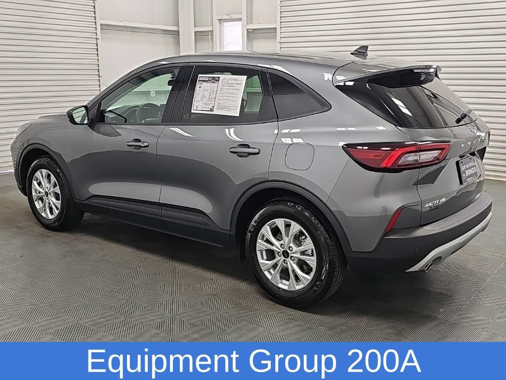 Used 2025 Ford Escape Active w/ Tech Pack #1 FWD image 7