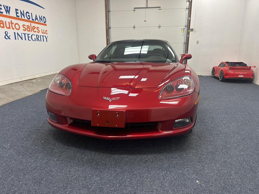 Used 2008 Chevrolet Corvette Coupe w/ Preferred Equipment Group image 2