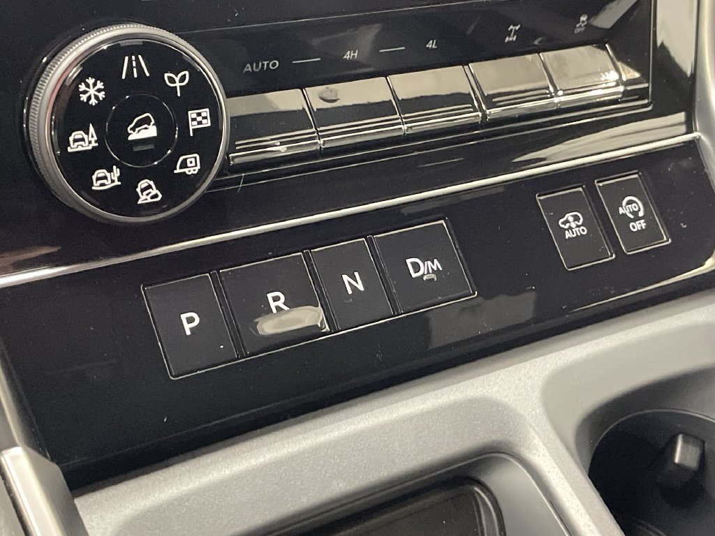 New 2026 Nissan Armada PRO-4X w/ Captain's Chari Seat Package AWD/4WD image 20